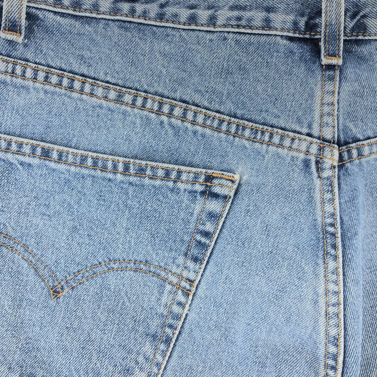 00'S Levi's 550 Relaxed Fit Denim Shorts, Men's, W38 / eaa382594