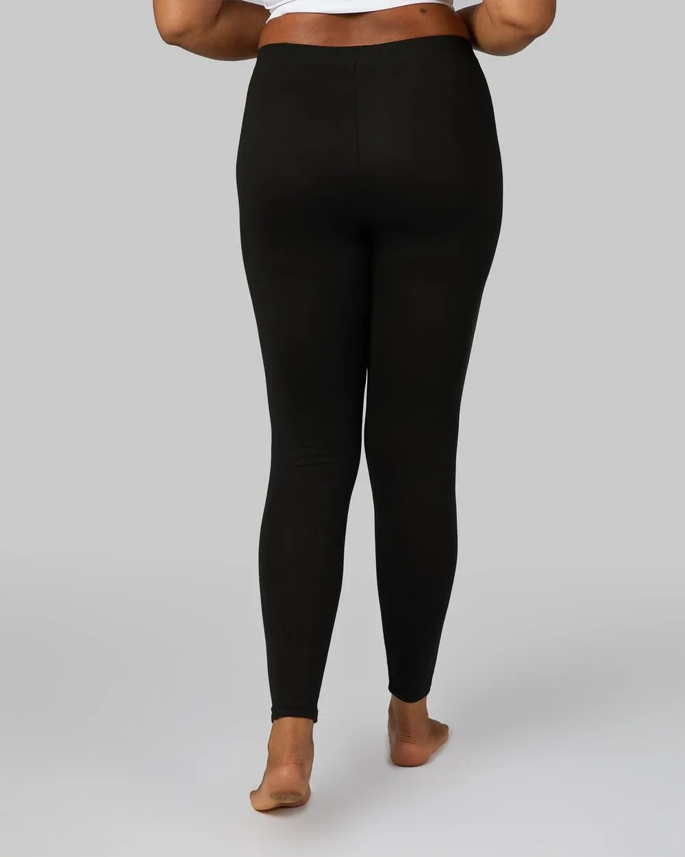 32 Degrees Women's Lightweight Baselayer Legging | 4-Way Stretch | Form Fitting | Thermal