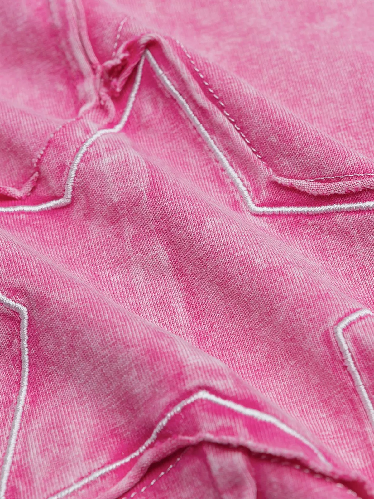 Aelfric Eden T-Shirt mit aufgestickter Stern-Applikation und verwaschenem Design