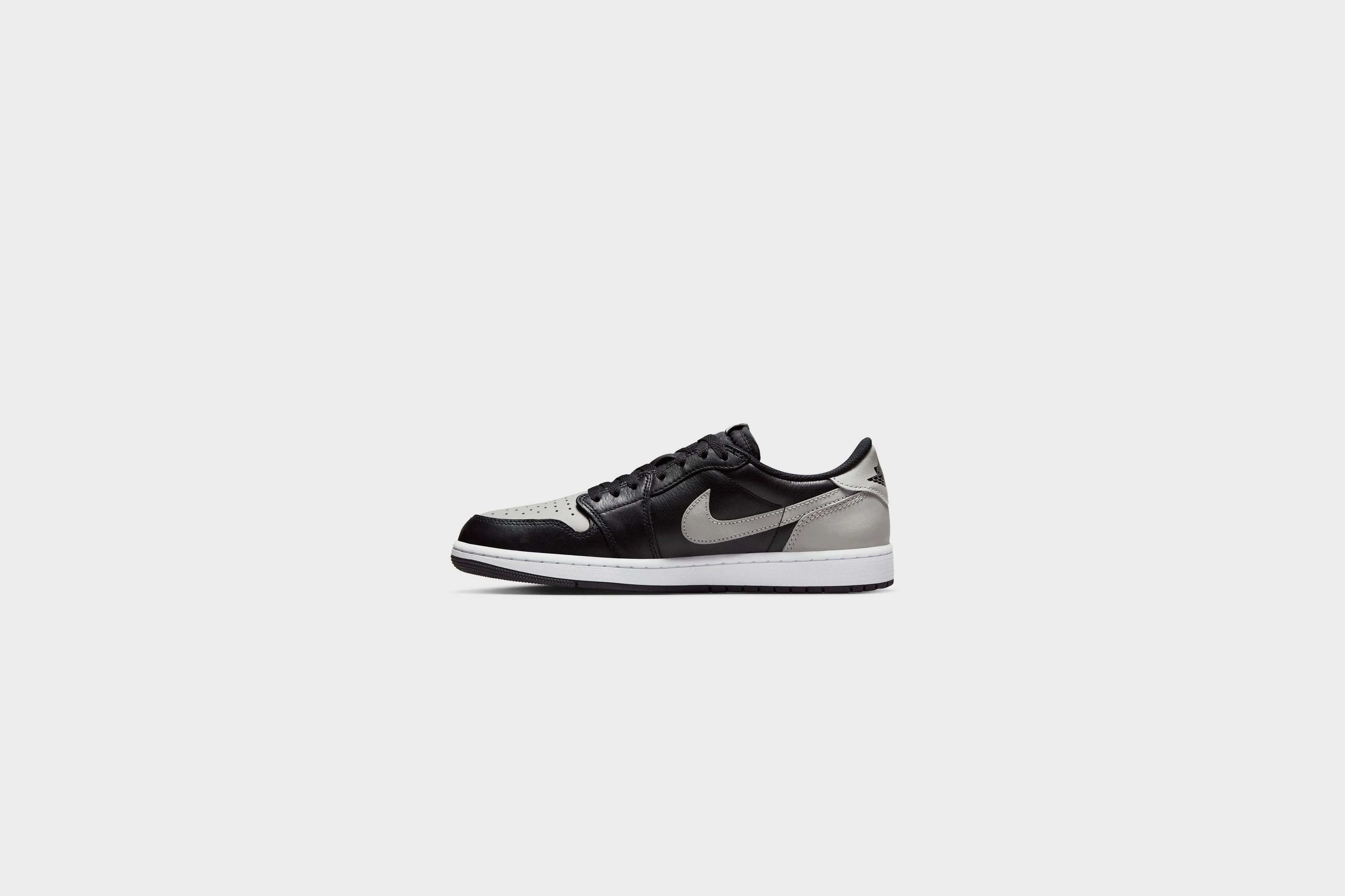 Air Jordan 1 Retro Low OG (Black/Medium Grey-White)