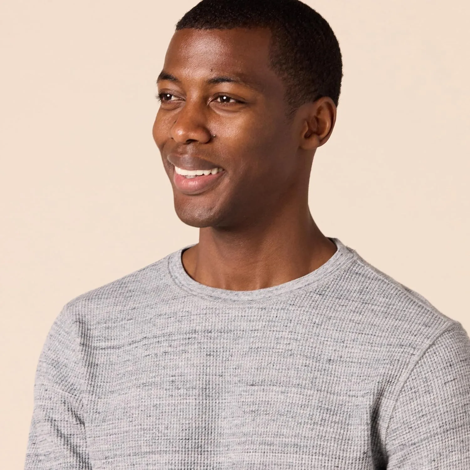 Amazon Essentials Men's Regular-Fit Long-Sleeve Waffle Shirt