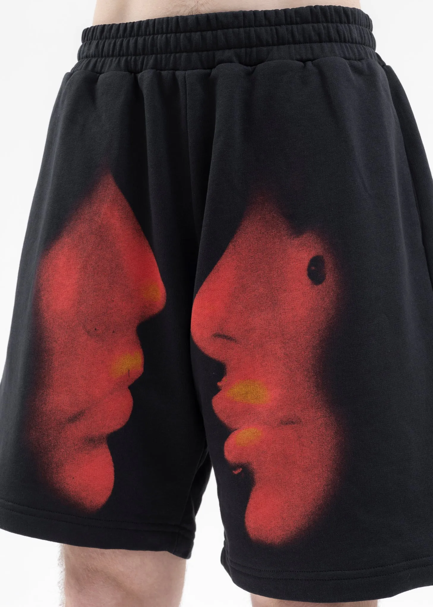 BLACK KISS SHORTS