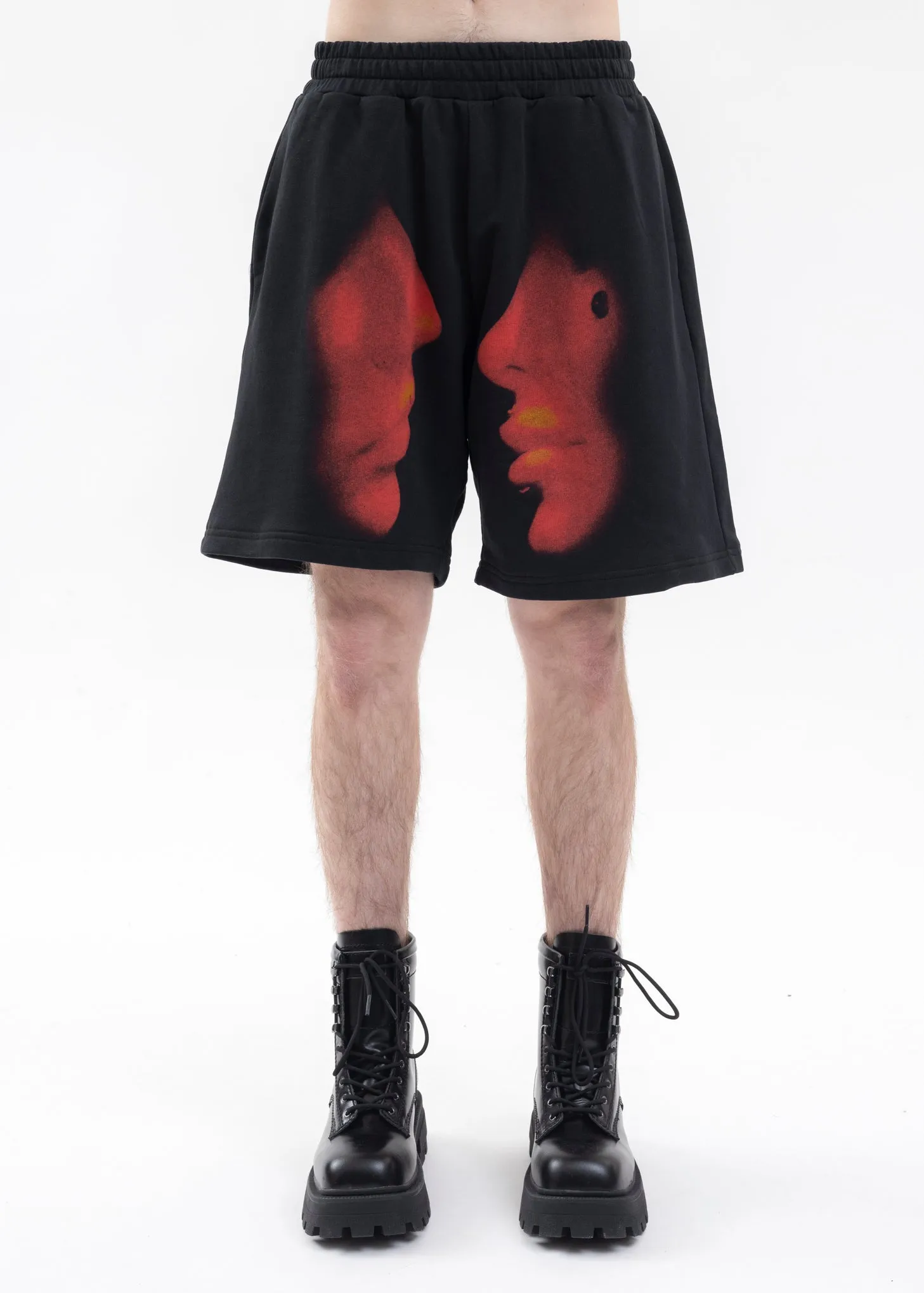 BLACK KISS SHORTS