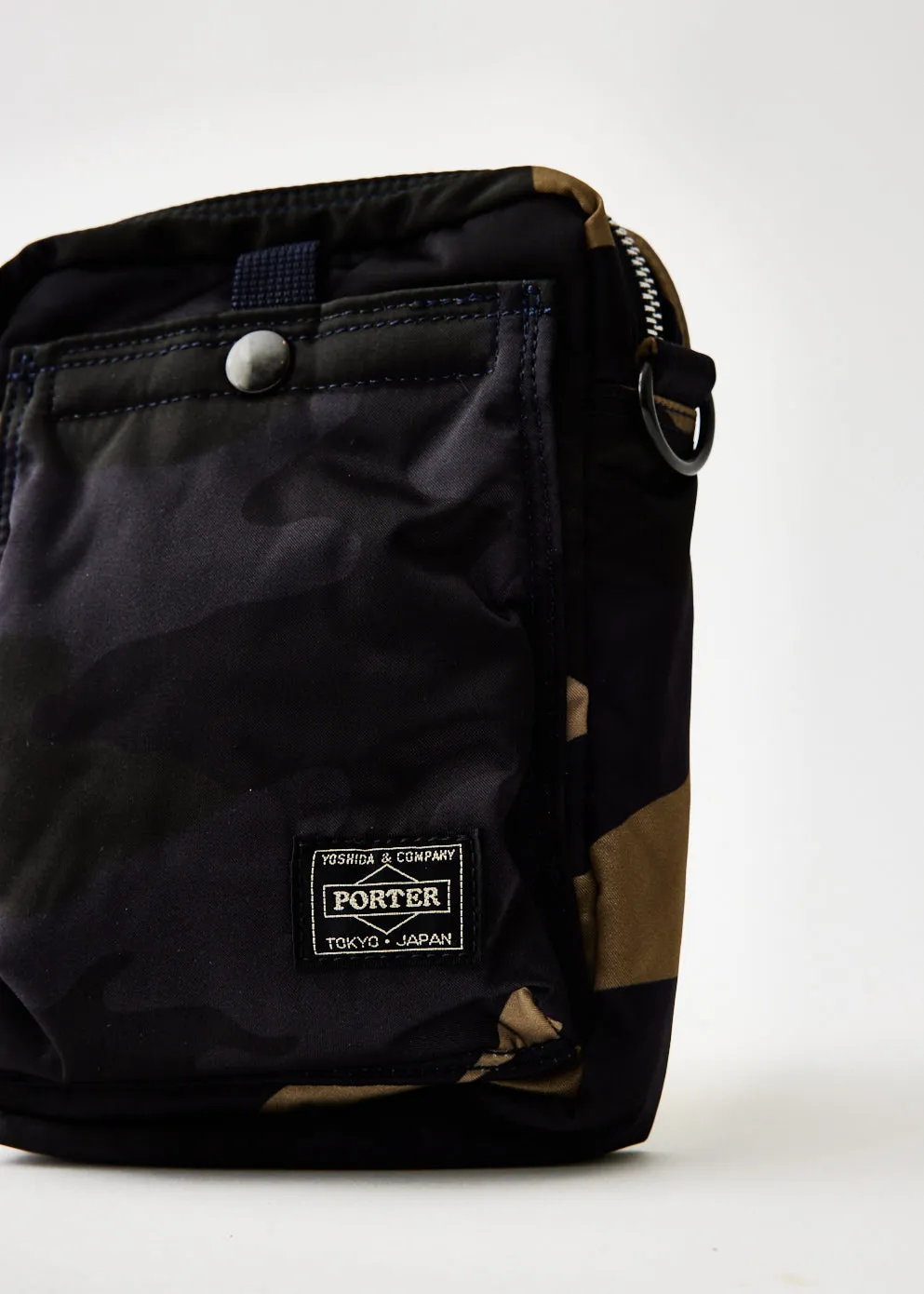 Counter Shade Shoulder Bag