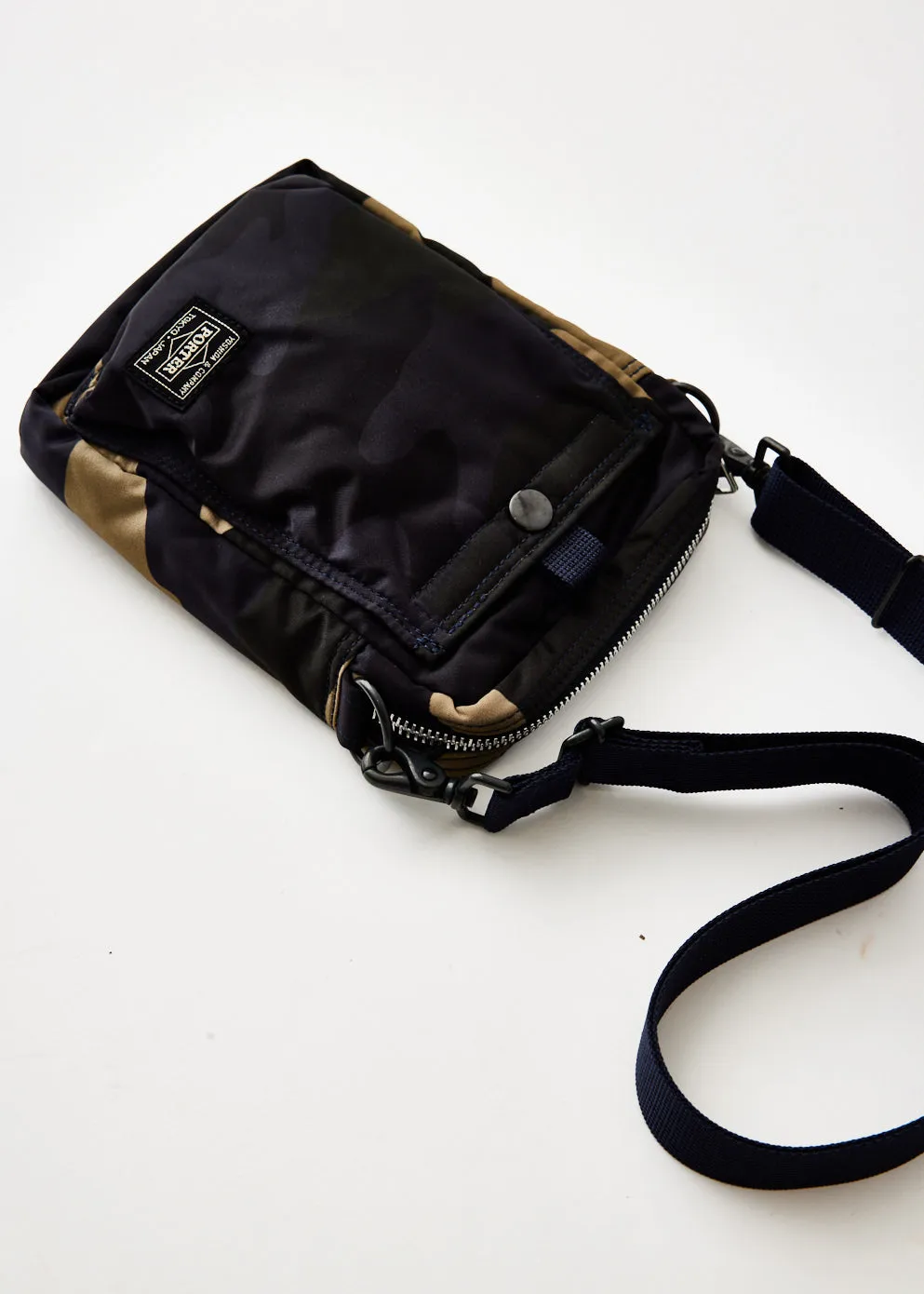 Counter Shade Shoulder Bag