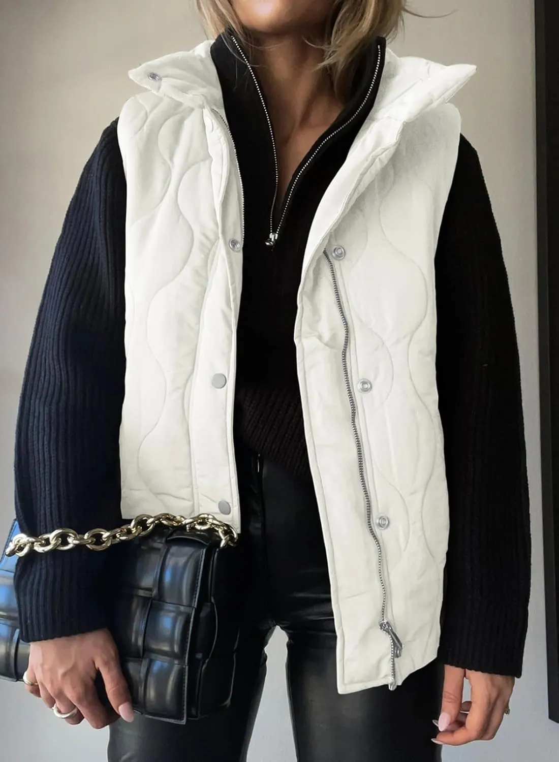 EVALESS Cropped Puffer Vest Women Lightweight Quilted Stand Collar Sleeveless Jackets Fall Spring 2025 Button Zip Up Coat