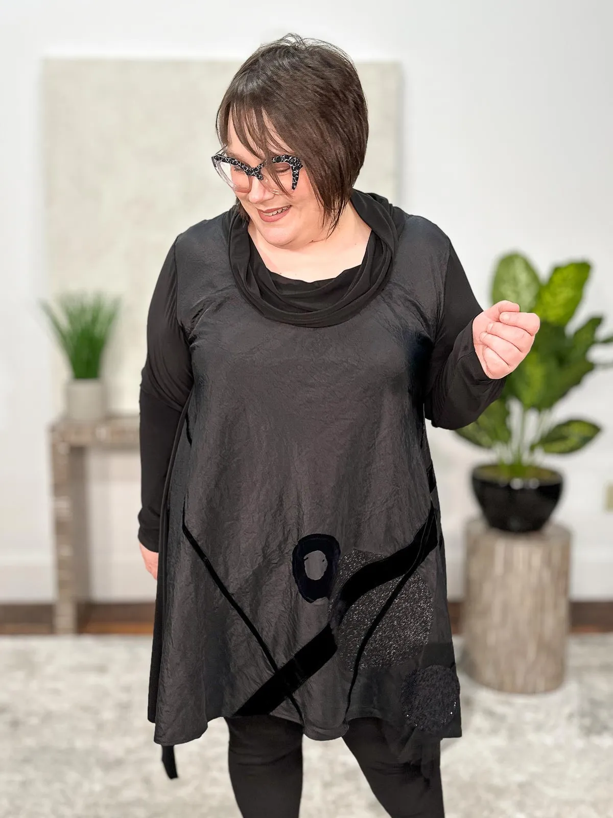 Imperia Tunic, Black