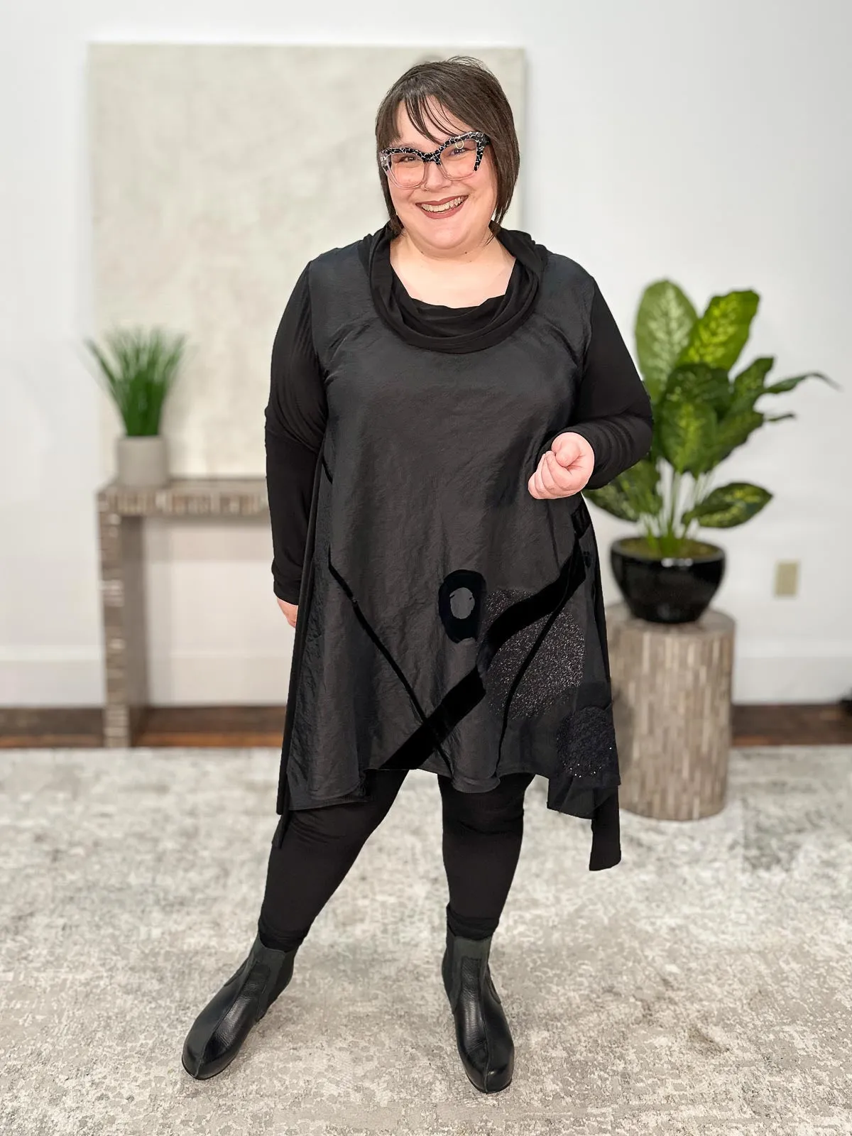 Imperia Tunic, Black