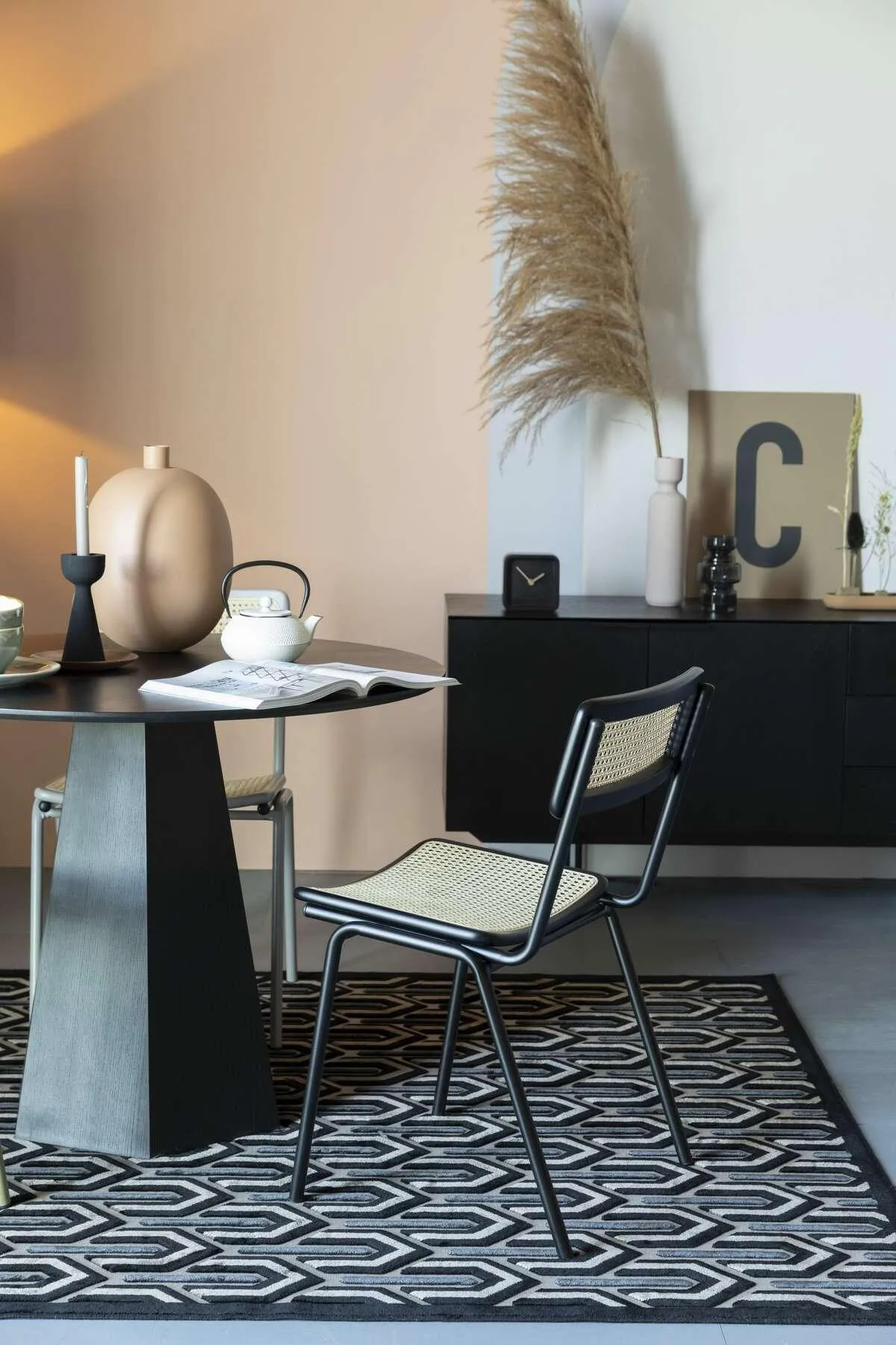 JORT chair black
