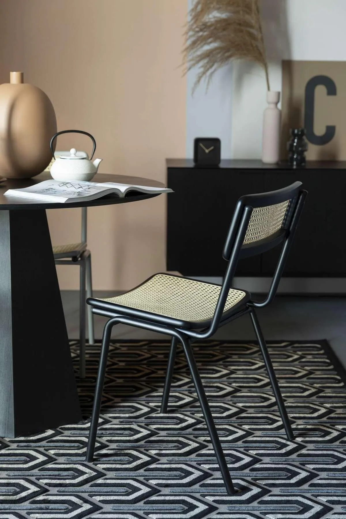 JORT chair black