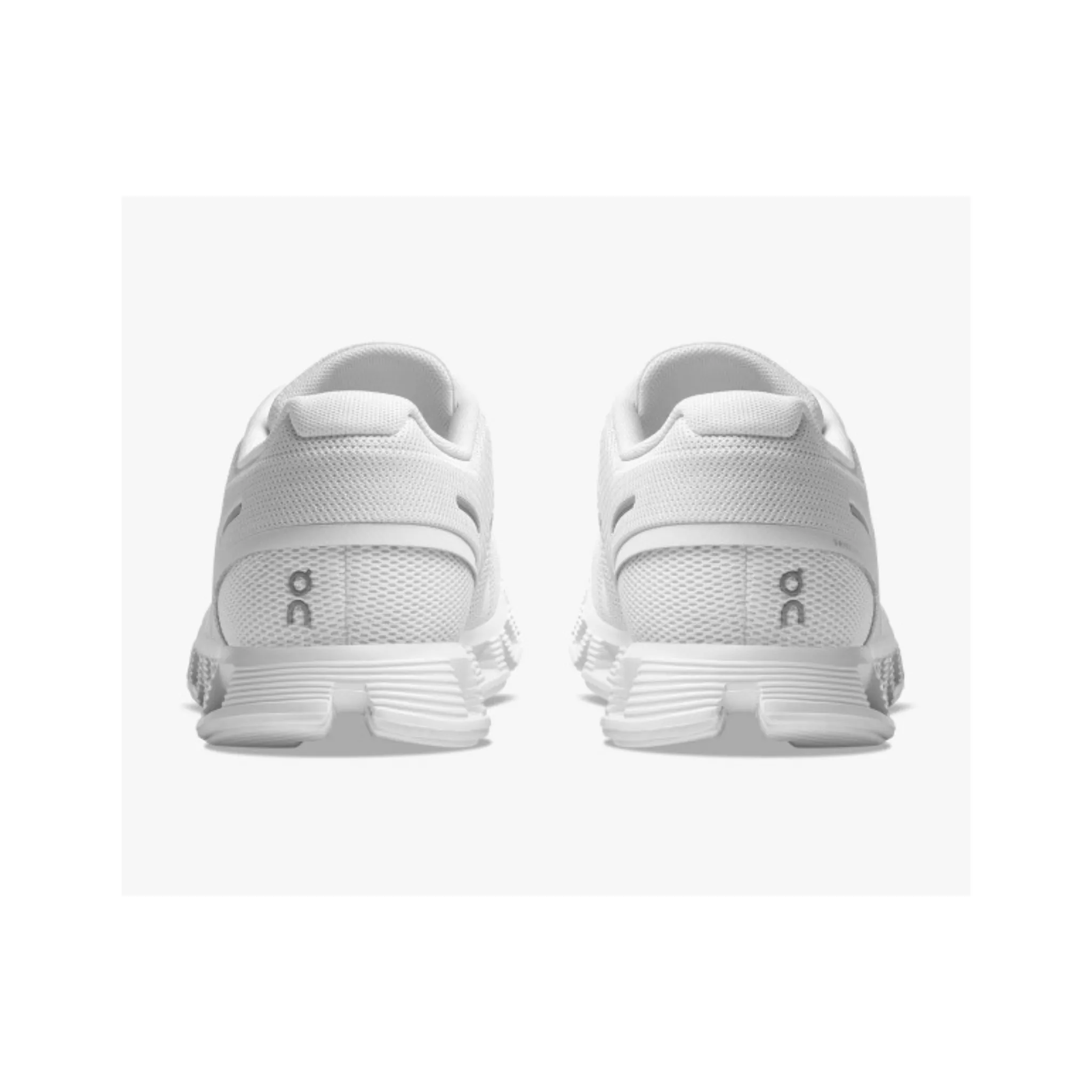 ON RUNNING WOMEN'S CLOUD 5
