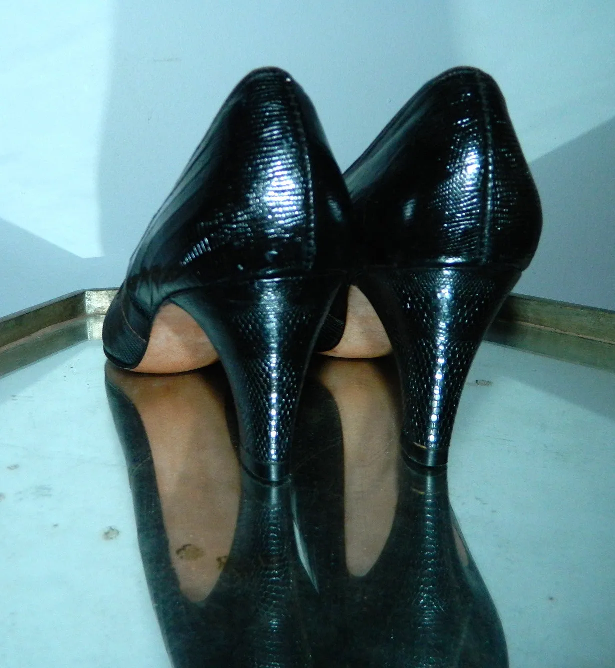 vintage 1960s black LIZARD heels shoes 7 1/2 N