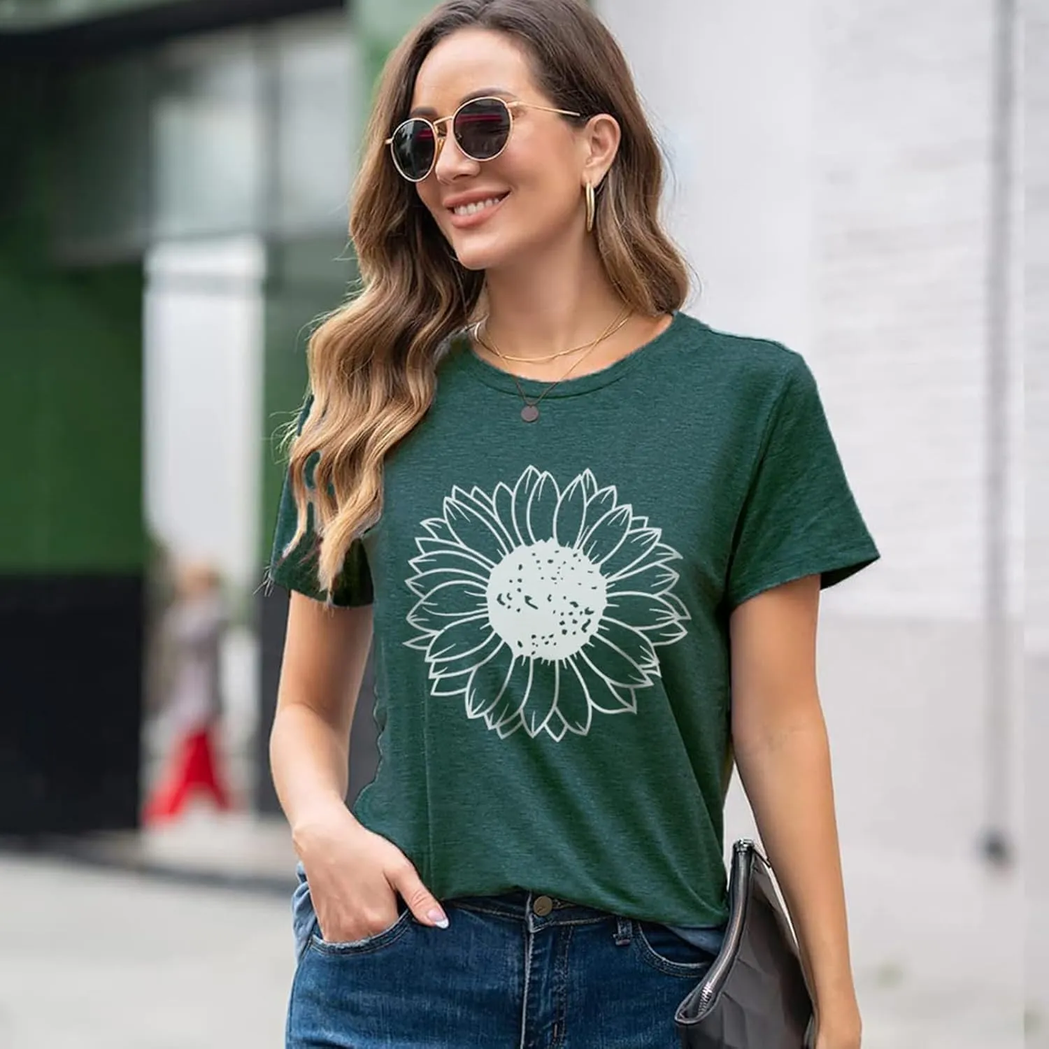 Women's Summer Tops Sunflower T Shirts for Women Cute Graphic Loose Tees Crew Neck Short Sleeve Casual Tops